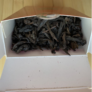 Подарочный Улун Да Хун Пао в коробке 200 г. Photo 2